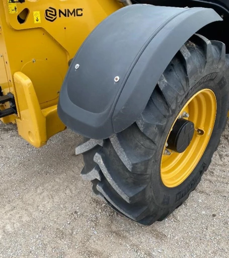 2019 Caterpillar TH408D 4x4x4 Handler
