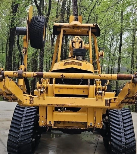 2014 Vermeer RTX1250 cable plow