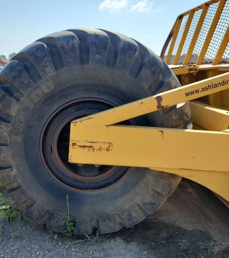 Volvo T450D 4WD scraper tractor
