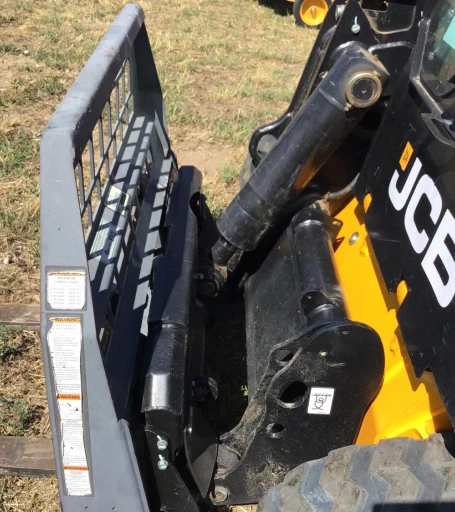 2015 JCB 260T Skid Steer Track Loader