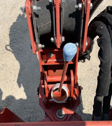 2011 Ditch Witch RT115 Quad vibratory cable plow