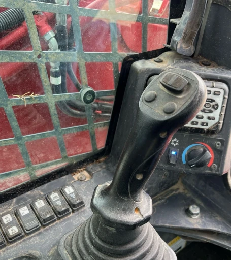 2020 Takeuchi TL12R2 tracked skid steer loader