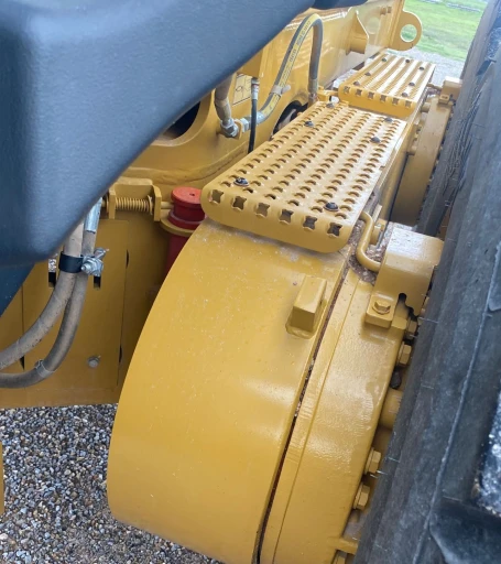 2010 Caterpillar 140M motor grader