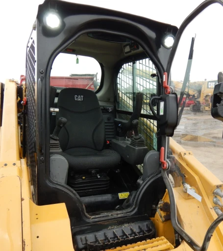 2019 Caterpillar 279D3  tracked skid steer loader