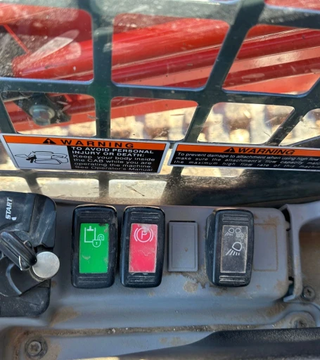 2019 Kubota SVL95-2S tracked skid steer loader