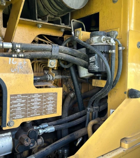 2001 Caterpillar 924G wheel loader