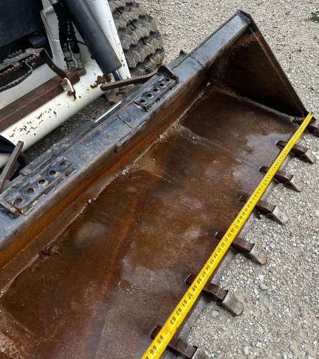 2022 Bobcat T76 R-Series tracked skid steer loader