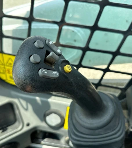 2021 Bobcat T595 tracked skid steer loader