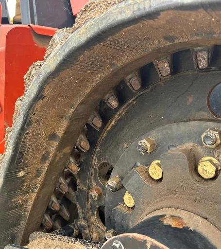2013 Ditch Witch RT120 Quad trencher