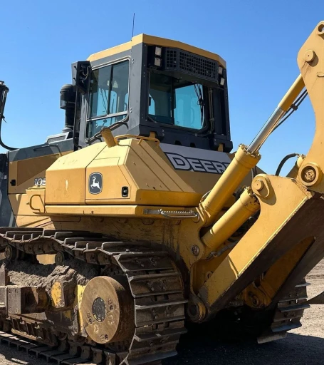 2013 John Deere 1050J Dozer
