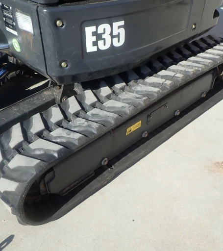 2015 Bobcat E35  mini excavator