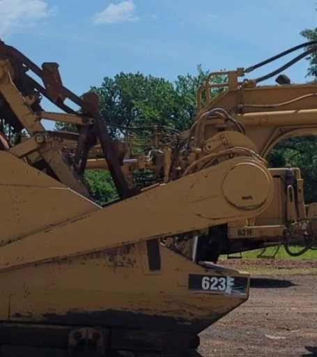 1995 Caterpillar 623F Elevating Scraper
