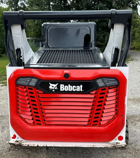 2022 Bobcat T76 R-Series tracked skid steer loader