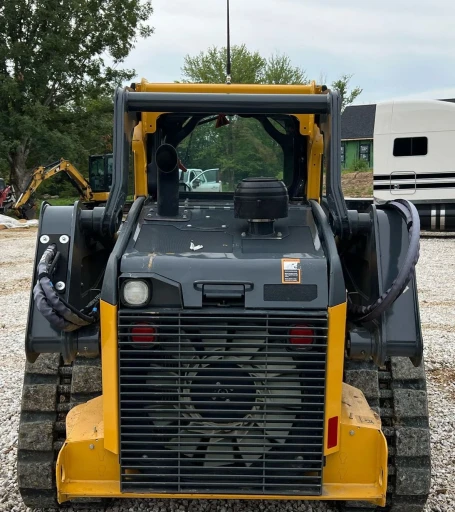 2022 John Deere 325G tracked skid steer loader