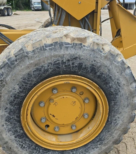 2012 Caterpillar 140M2 motor grader