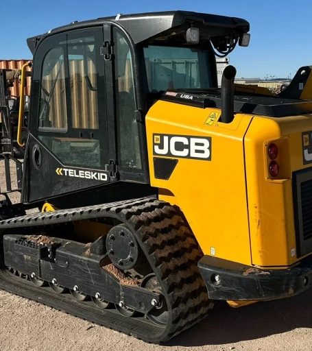 2022 JCB 3TS-8T tracked skid steer loader