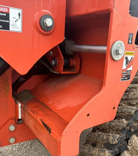 2013 Ditch Witch RT120 Quad trencher