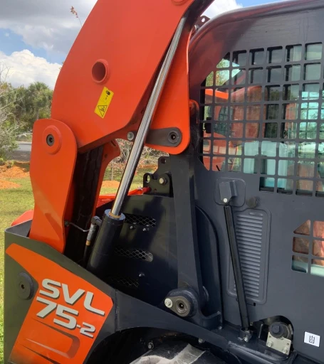 2018 Kubota SVL75-2 Compact Track Loader