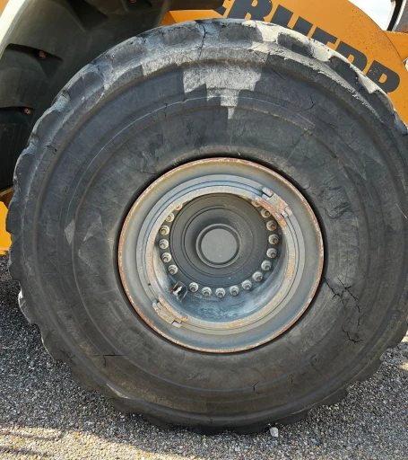 2017 Liebherr L586 wheel loader