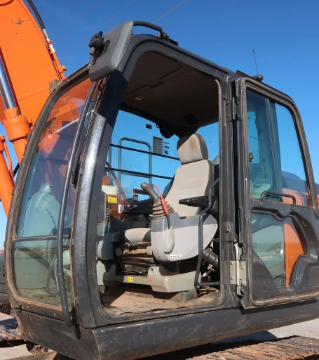 2016 Hitachi ZAXIS ZX160LC-6N
