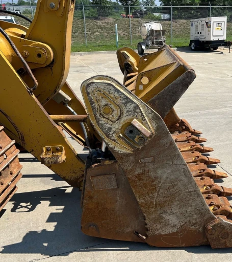 2016 Caterpillar 963K track loader