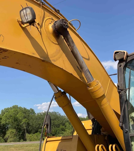 2004 Caterpillar 320CLU Excavator