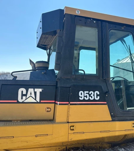2002 Caterpillar 953C track loader