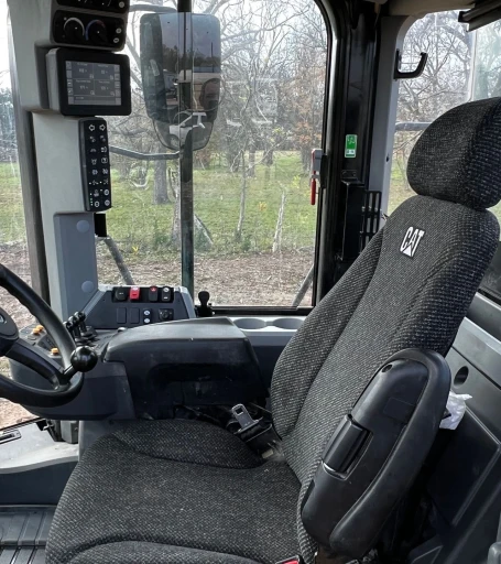 2019 Caterpillar 950M wheel loader
