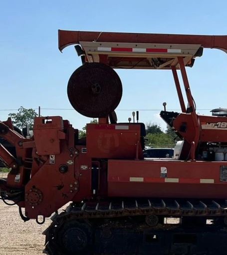 2006 Ditch Witch HT185 cable plow