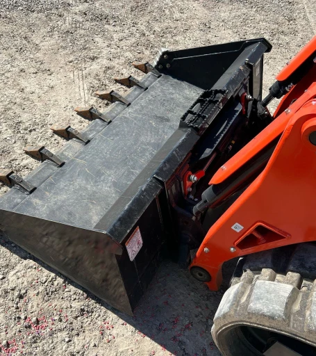 2022 Kubota SVL75-2 tracked skid steer loader