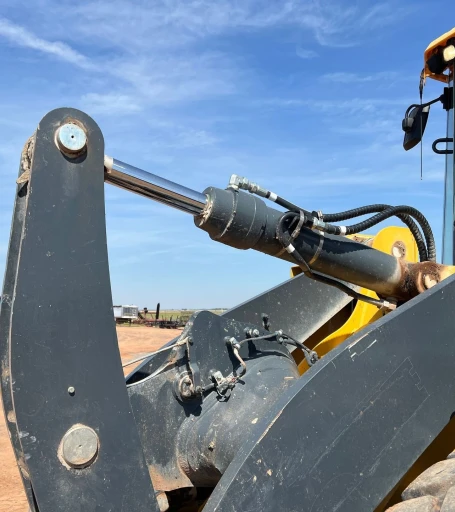 2021 John Deere 624 P-Tier wheel loader