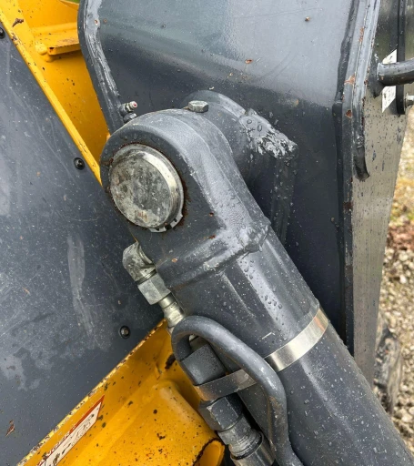 2017 John Deere 333G skid steer loader
