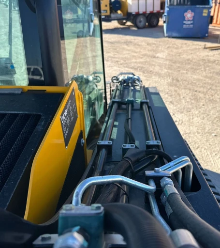 2022 JCB 3TS-8T tracked skid steer loader