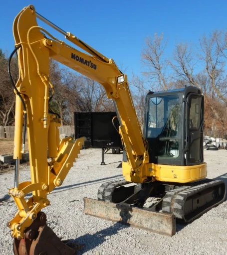 2006 Komatsu PC50MR-2 mini excavator