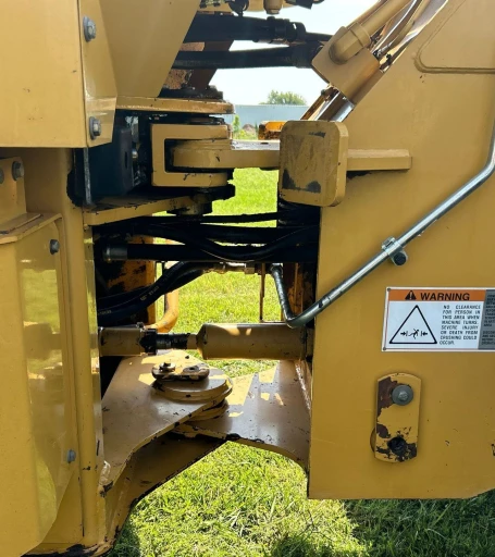 2001 Caterpillar 924G wheel loader