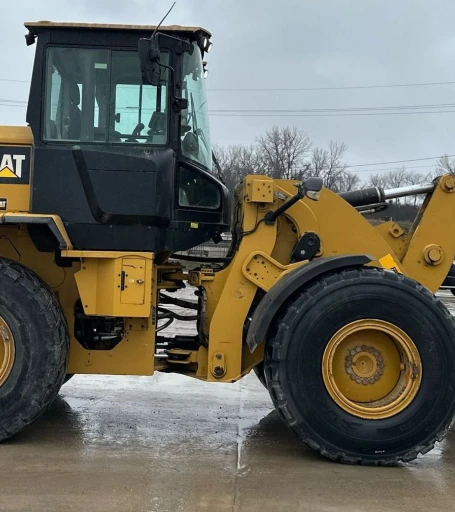 2015 Caterpillar 930M wheel loader