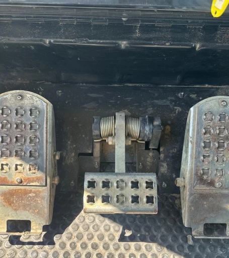 2002 Caterpillar 953C track loader
