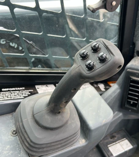 2022 John Deere 325G tracked skid steer loader