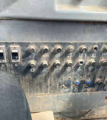 2000 Caterpillar D300E Series II water wagon