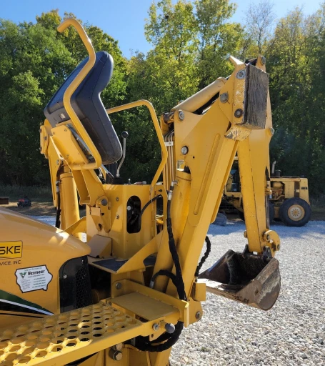 2017 Vermeer RTX750 trencher