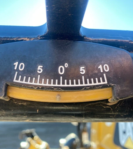 2017 Caterpillar TL1055D telehandler