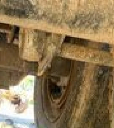 2001 Caterpillar 140H motor grader