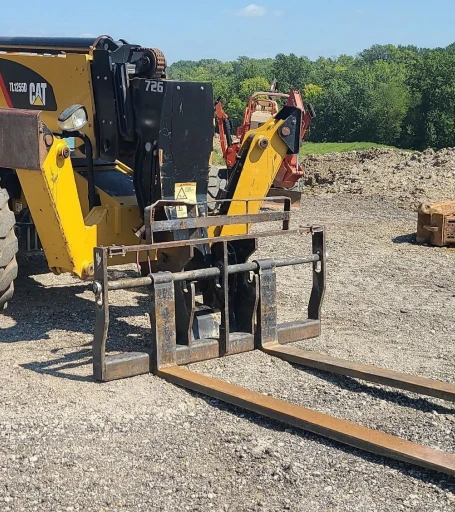 2018 Caterpillar TL1255D telehandler
