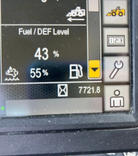 2020 Caterpillar 926M wheel loader
