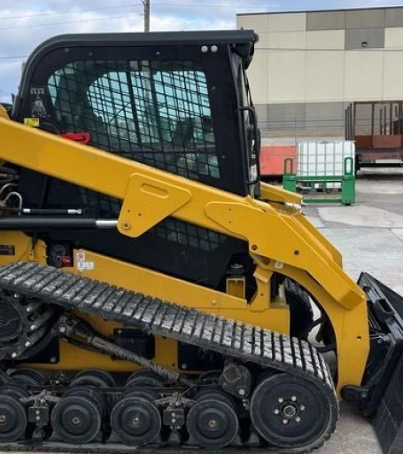 2015 Caterpillar 277D tracked skid steer loader