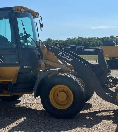 2016 John Deere 324K wheel loader