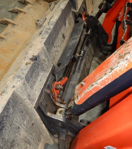 2019 Kubota SVL95-2S tracked skid steer loader