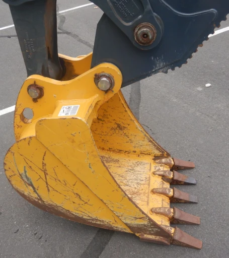 2015 John Deere 410L backhoe