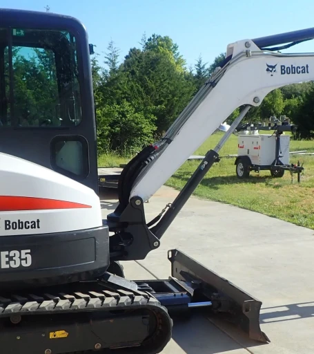 2015 Bobcat E35  mini excavator