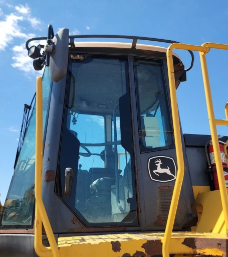2012 John Deere 744K wheel loader